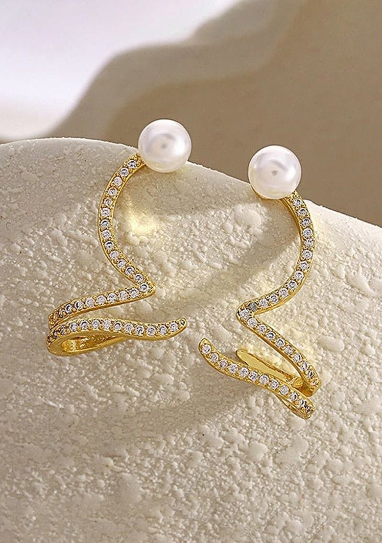 Crystal Luxe Cushion Stud Earrings – Mehnam Signature Shine